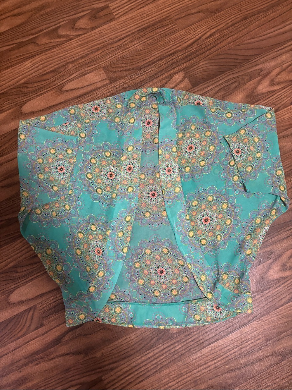 Chris & Carol * Woman’s Bohemian Print Wrap Top * Small *Made in USA.
